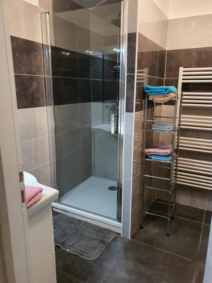 Le Cocon De Troyes Apartment Ngoại thất bức ảnh